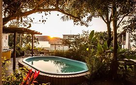 Ape 1 - Jacuzzi e Vista parcial Mar - Bombinhas, SC